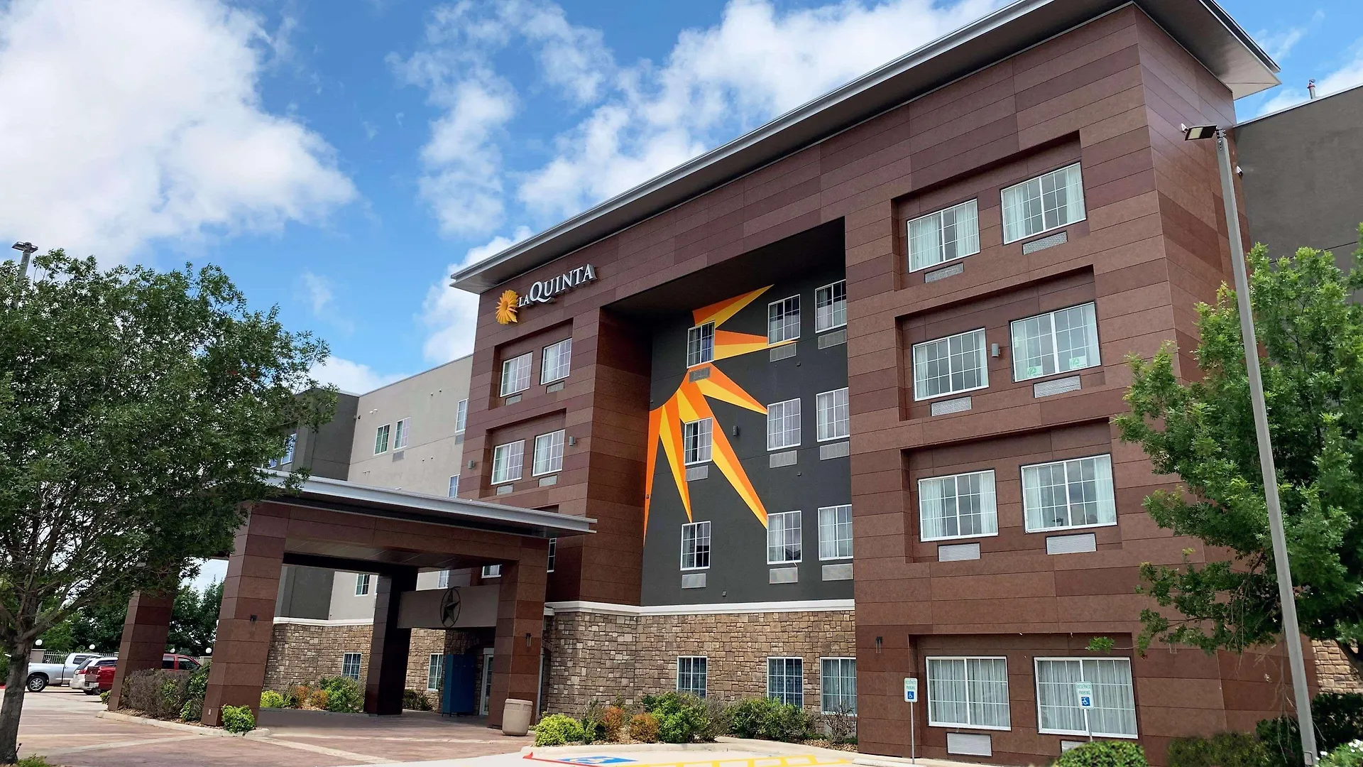4 La Quinta Hotels in Texas Hill Country Worth Booking
